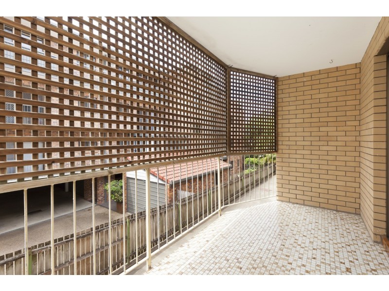 1/18 Foxton Street, Indooroopilly QLD 4068