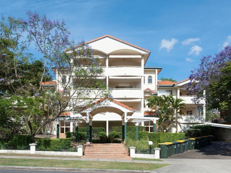 1/58 Mitre Street, St Lucia QLD 4067