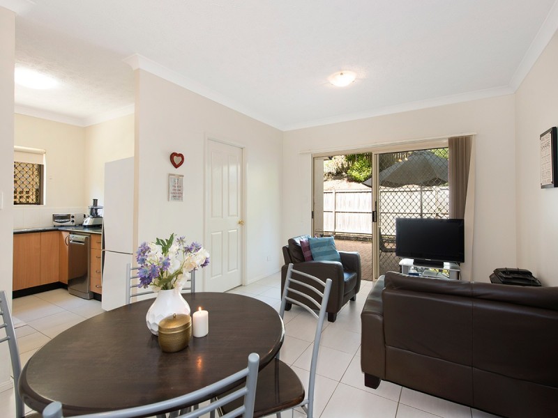 1/58 Mitre Street, St Lucia QLD 4067