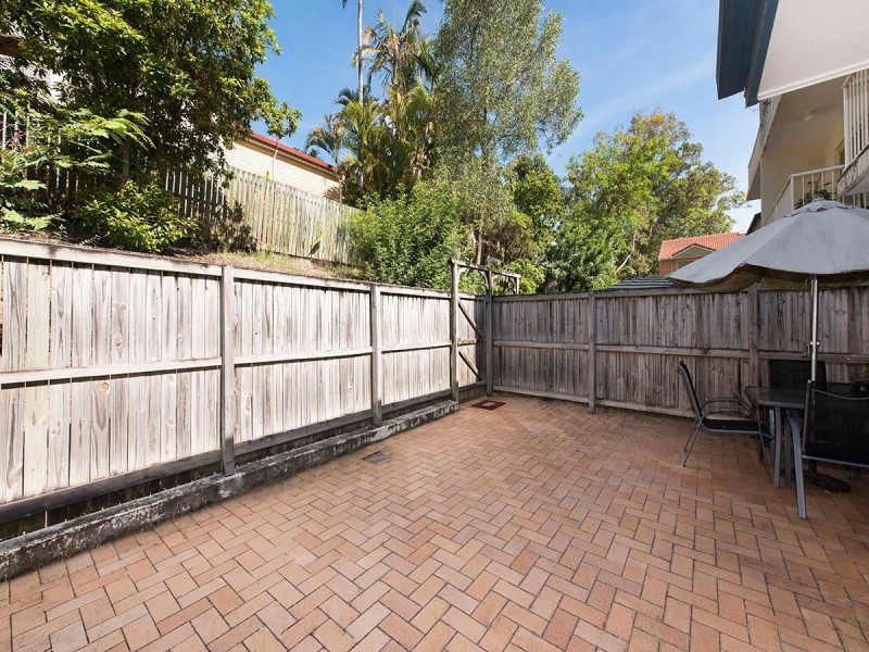 1/58 Mitre Street, St Lucia QLD 4067