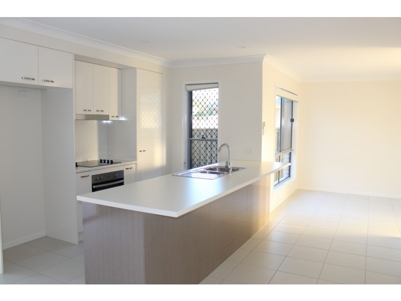 27 Asher Place, Moggill QLD 4070