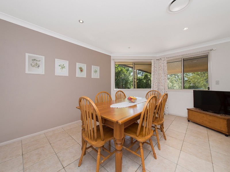 55 Lagoon Crescent, Bellbowrie QLD 4070