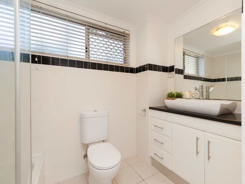 1/99 Indooroopilly Road, Taringa QLD 4068