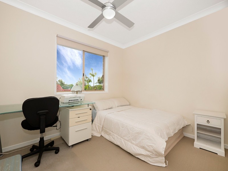 9/5 Vincent Street, Indooroopilly QLD 4068