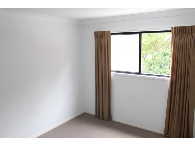 4/36 Macdonnell Street, Toowong QLD 4066