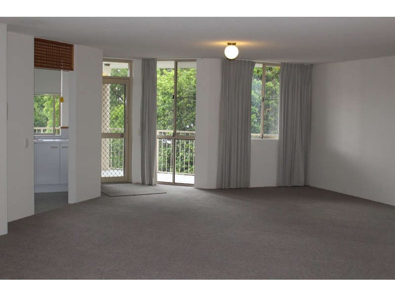 3/74 Kensington Terrace, Toowong QLD 4066