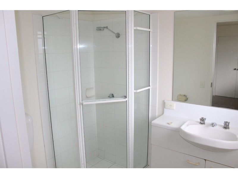 3/74 Kensington Terrace, Toowong QLD 4066