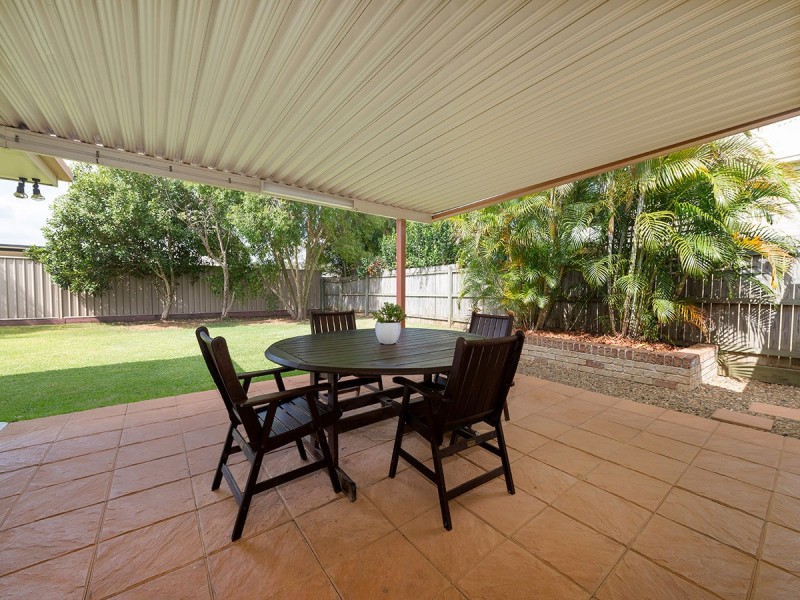 8 Brentwood Place, Moggill QLD 4070