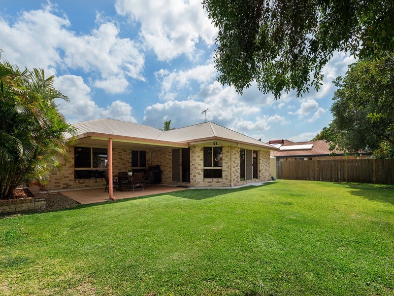 8 Brentwood Place, Moggill QLD 4070