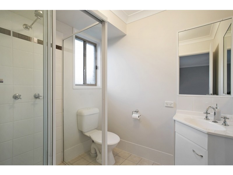 12 Oleosa Close, Moggill QLD 4070