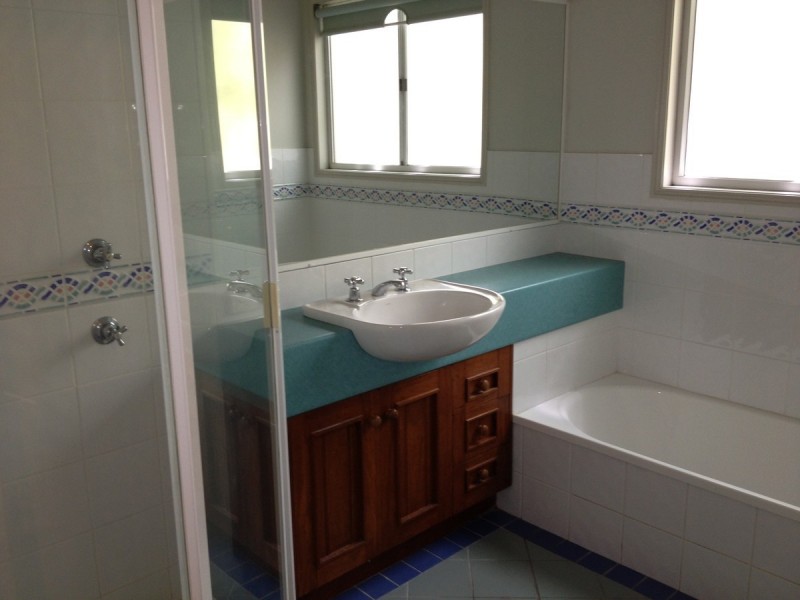 72 Ashgrove Avenue, Ashgrove QLD 4060