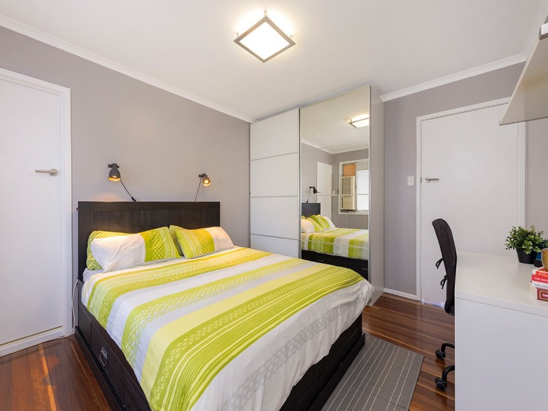 4/13 Westerham Street, Taringa QLD 4068