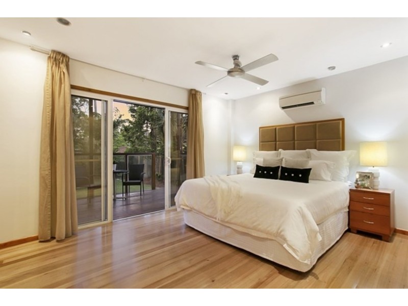 10 Bowaga Street, Indooroopilly QLD 4068