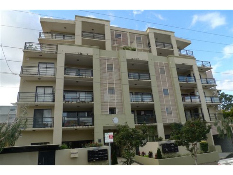 24/11 Grosvenor Road, Indooroopilly QLD 4068