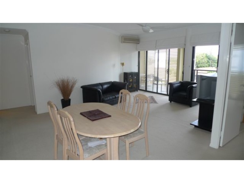 24/11 Grosvenor Road, Indooroopilly QLD 4068