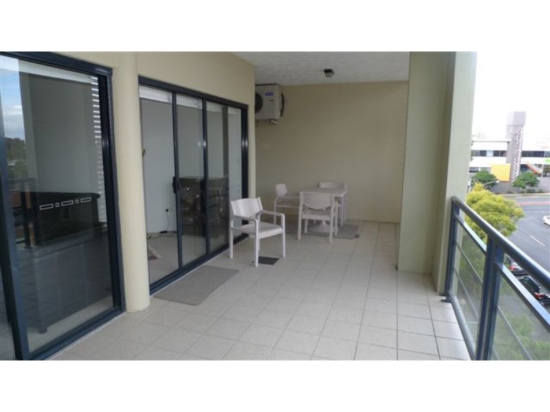 24/11 Grosvenor Road, Indooroopilly QLD 4068