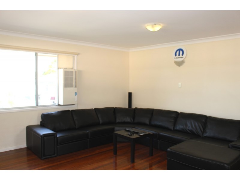 11 Kogarah Street, Tarragindi QLD 4121