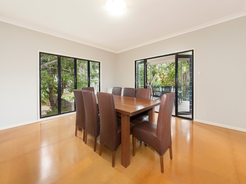 250 Sir Fred Schonell Drive, St Lucia QLD 4067