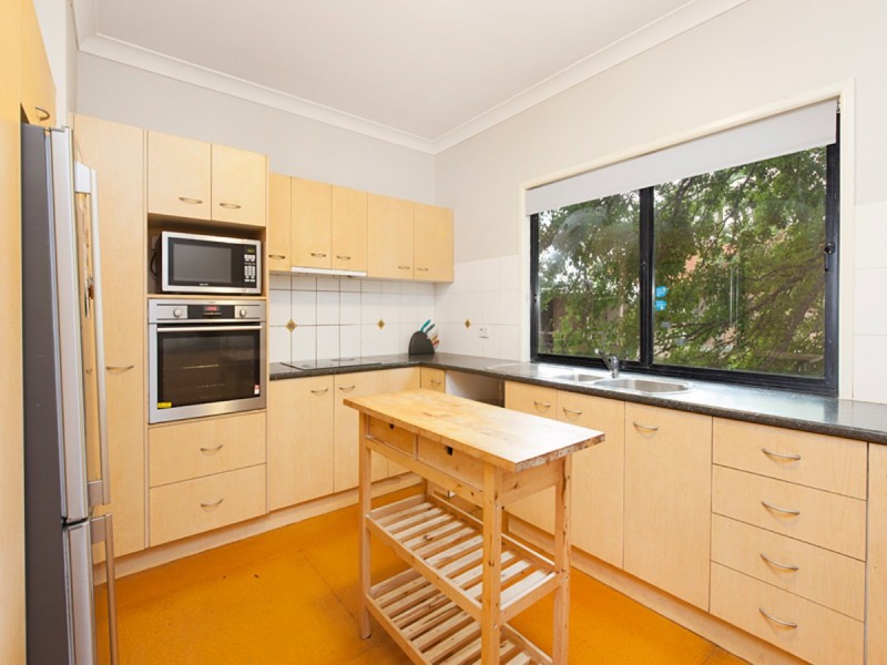 250 Sir Fred Schonell Drive, St Lucia QLD 4067