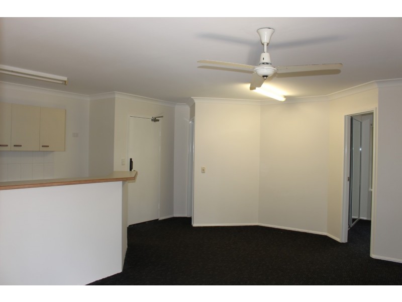 8/212-214 Sir Fred Schonell Drive, St Lucia QLD 4067