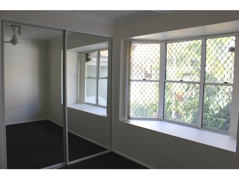 8/212-214 Sir Fred Schonell Drive, St Lucia QLD 4067