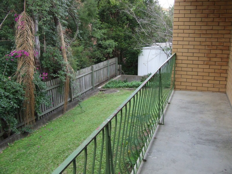 3/10 Auburn Terrace, Indooroopilly QLD 4068