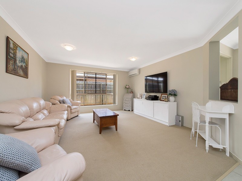 32 Salubris Place, Moggill QLD 4070