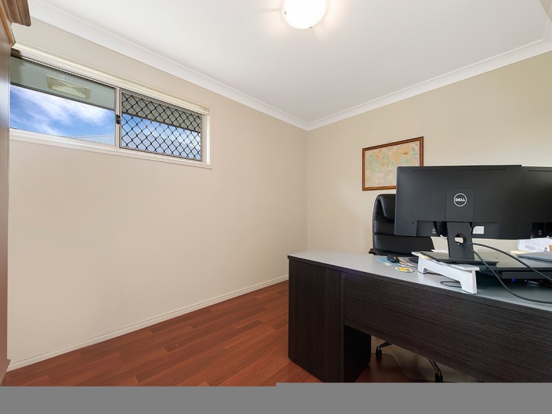 32 Salubris Place, Moggill QLD 4070