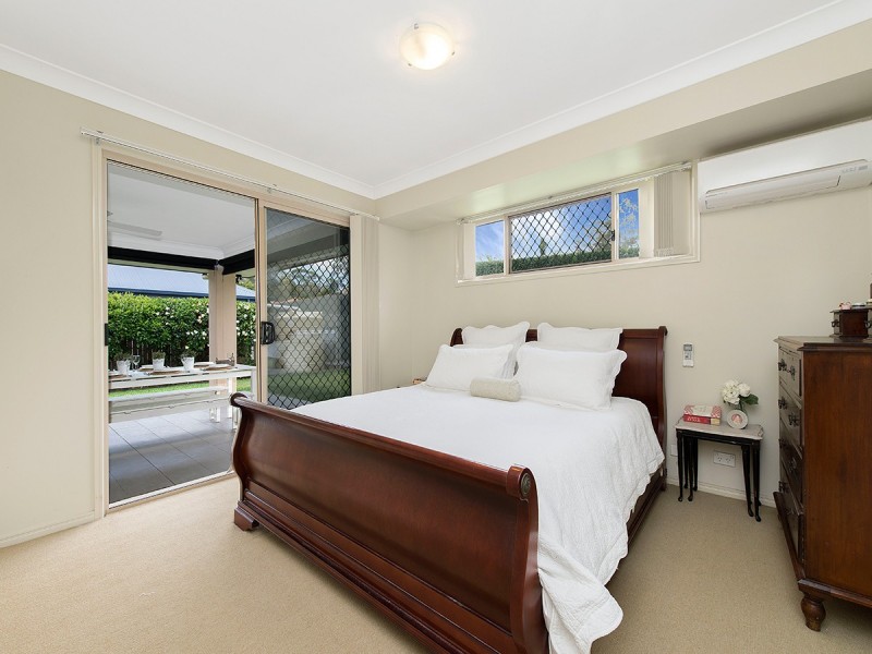 32 Salubris Place, Moggill QLD 4070