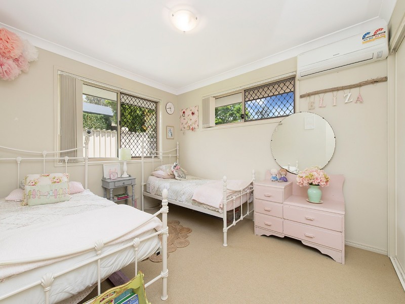 32 Salubris Place, Moggill QLD 4070