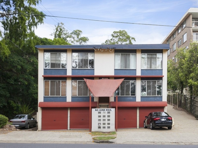 1/75 Sir Fred Schonell Drive, St Lucia QLD 4067