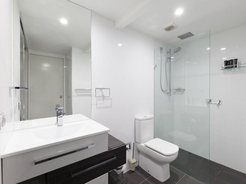 42/7 Landsborough Terrace, Toowong QLD 4066