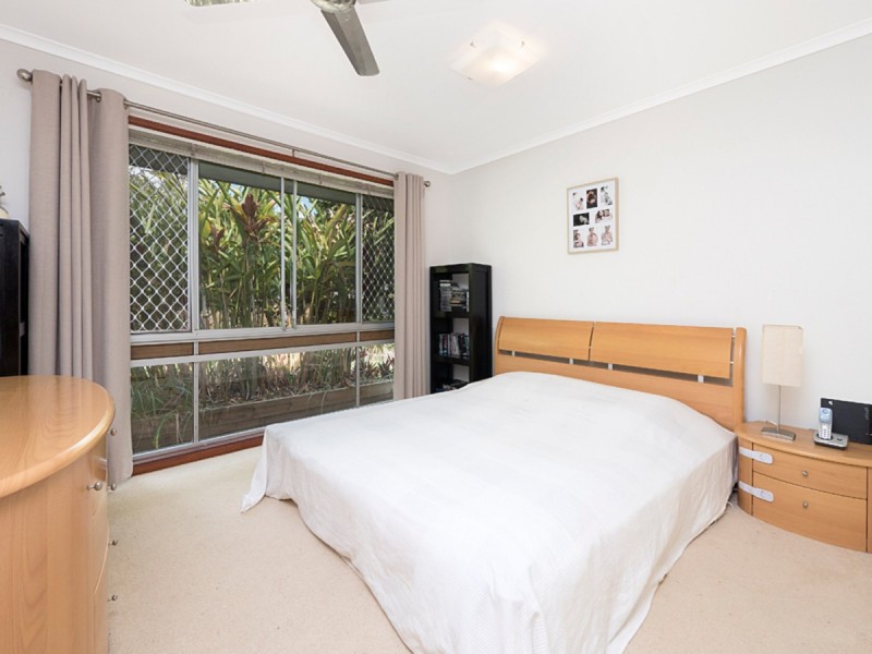 9 Moondarra Street, Chapel Hill QLD 4069