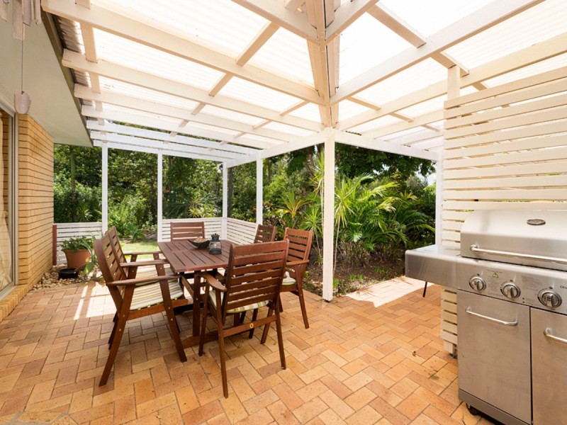 9 Moondarra Street, Chapel Hill QLD 4069