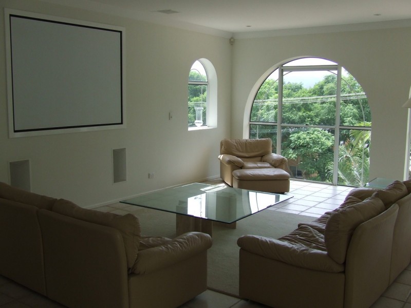 11 Highview Terrace, St Lucia QLD 4067