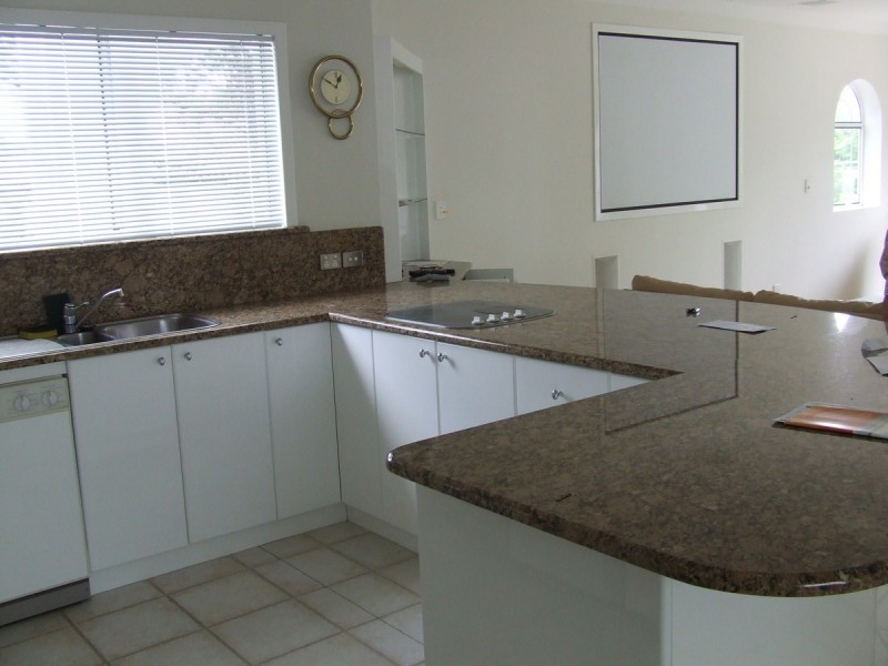 11 Highview Terrace, St Lucia QLD 4067