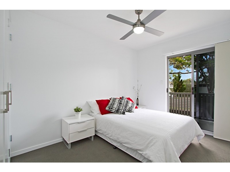 5/4 Carmody Road, St Lucia QLD 4067