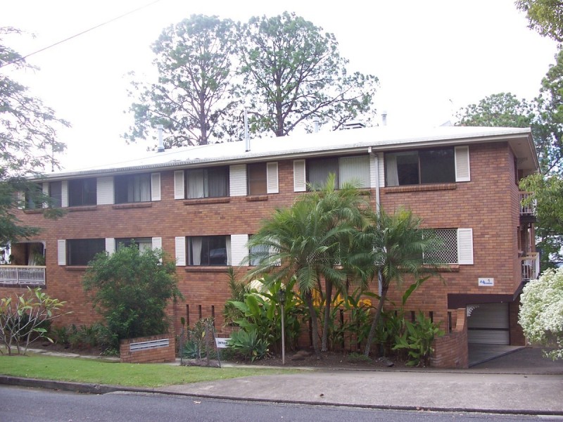 2/5 Shirley Street, Indooroopilly QLD 4068