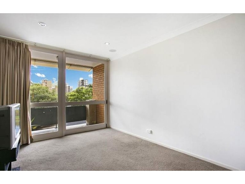 5/5 Sir Fred Schonell Drive, St Lucia QLD 4067