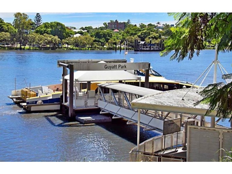 5/5 Sir Fred Schonell Drive, St Lucia QLD 4067