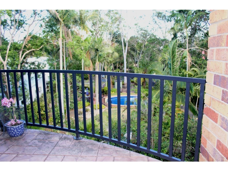 8/130 Central Avenue, Indooroopilly QLD 4068