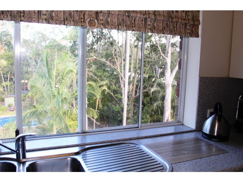 8/130 Central Avenue, Indooroopilly QLD 4068