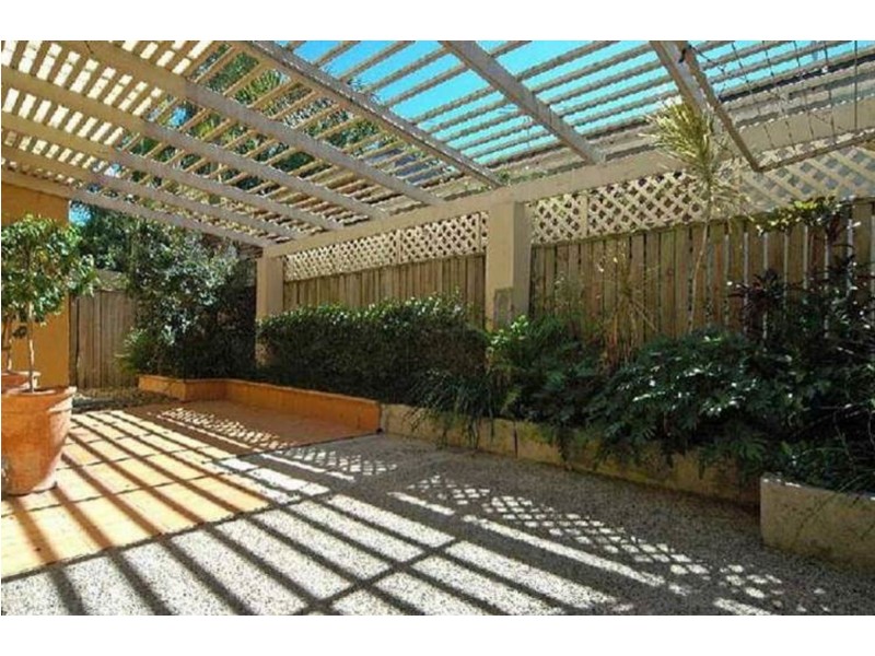 6/122 Central Avenue, Indooroopilly QLD 4068