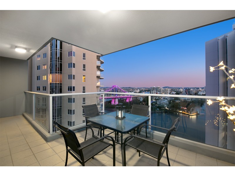 212/30 Macrossan Street, Brisbane QLD 4000