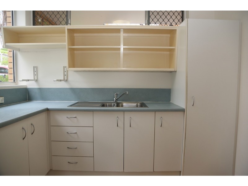 2/9 Broomfield Street, Taringa QLD 4068