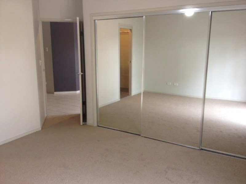 3/45 Railway Avenue, Indooroopilly QLD 4068