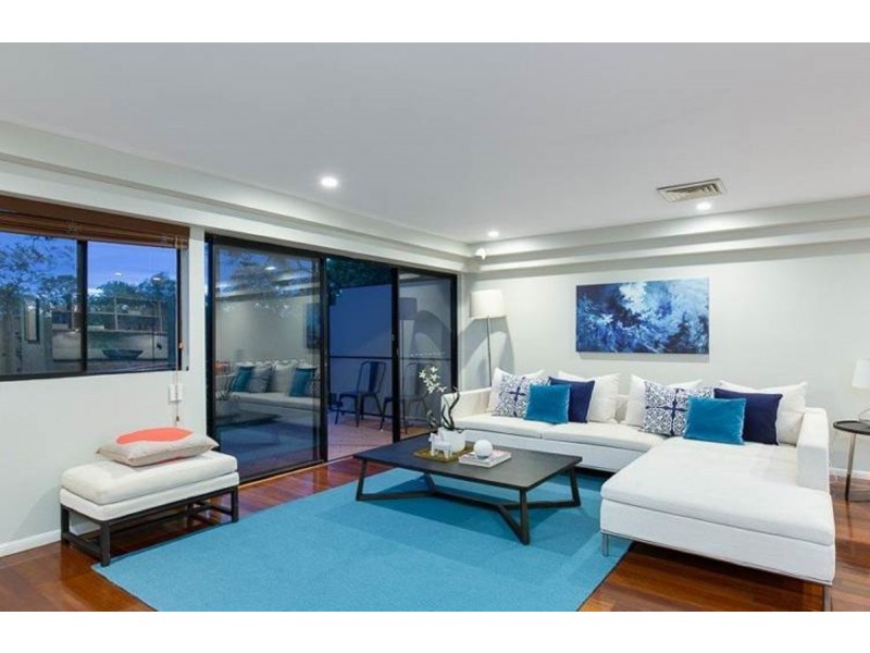 4/44 Dovercourt Road, Toowong QLD 4066