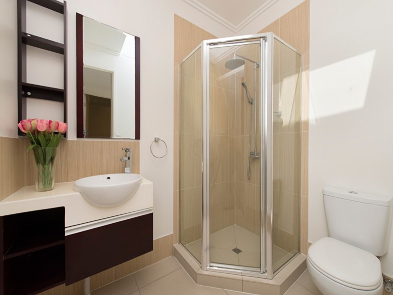 302/28 Dengate Lane, St Lucia QLD 4067