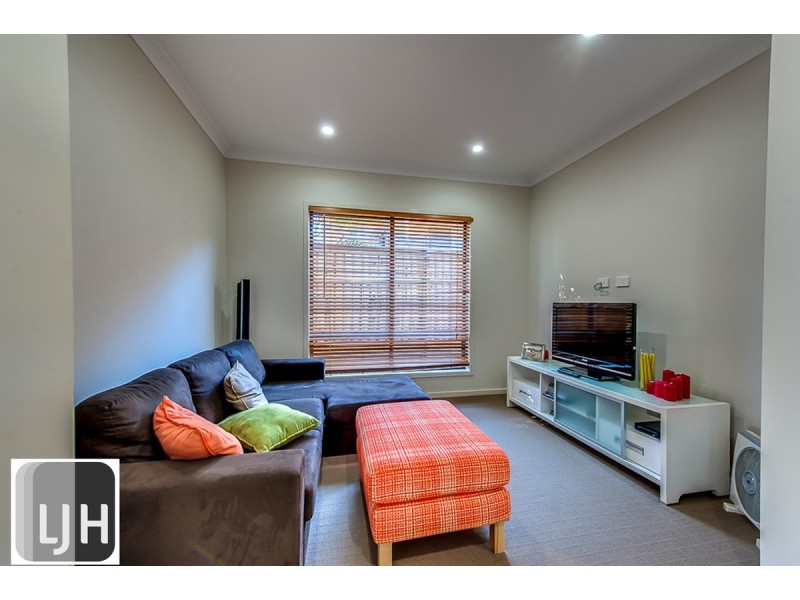 20 Nara Street, Kenmore QLD 4069