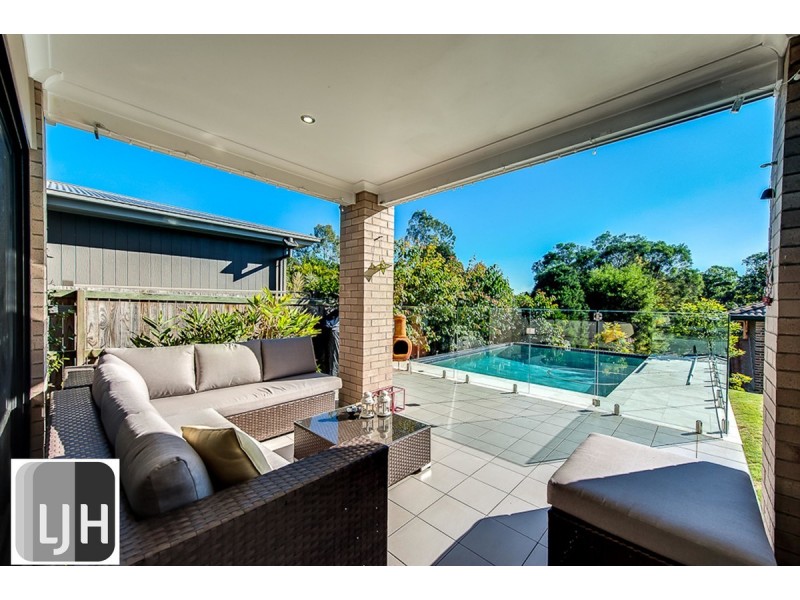 20 Nara Street, Kenmore QLD 4069